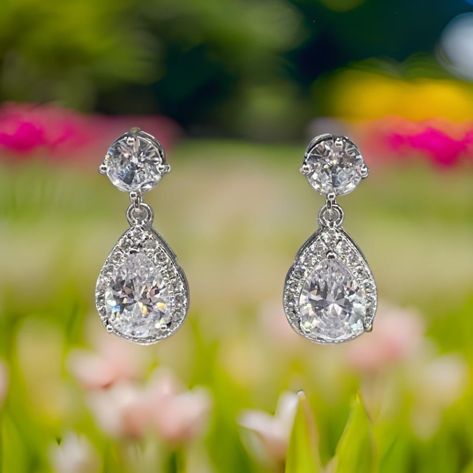 Trendy Luxury Water Drop Stud Earrings In White
