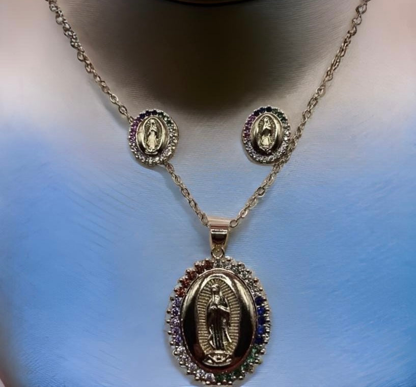 Beautiful Virgin Mary Pendant Necklace With Earring Studs