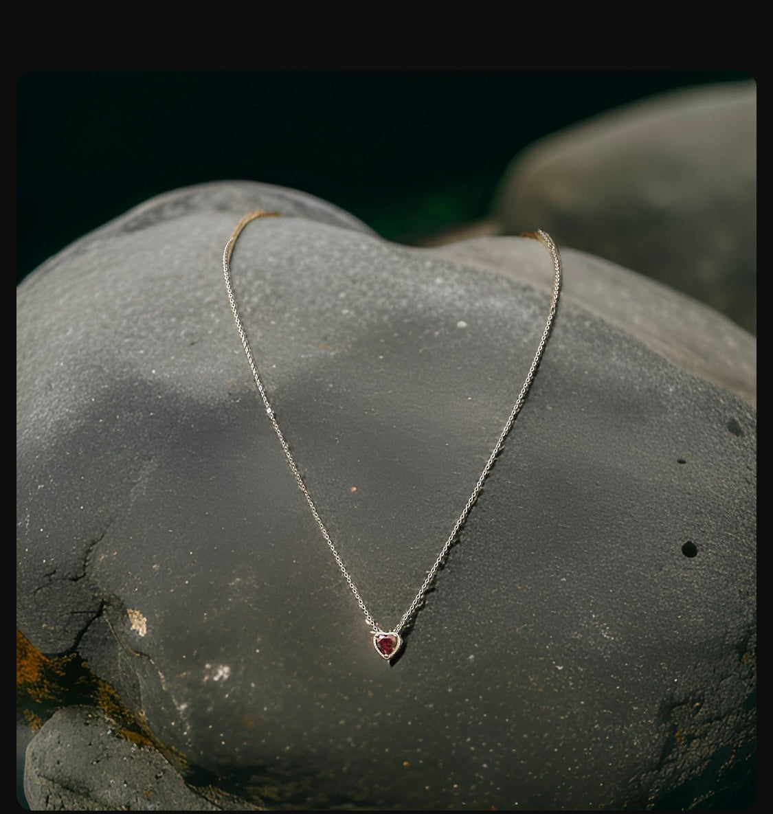 925 Sterling Silver Bling Heart Shaped Pendant Chain Necklace Garnet