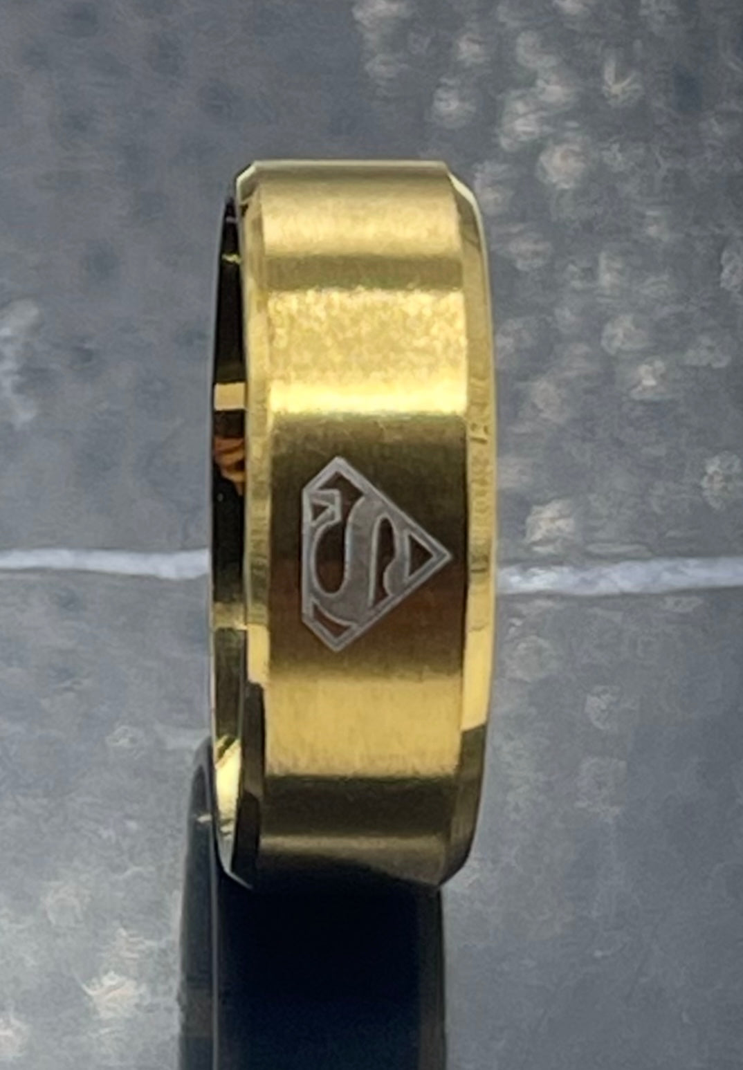 Fashion Stainless Steel Superman Emblem Ring In Gold