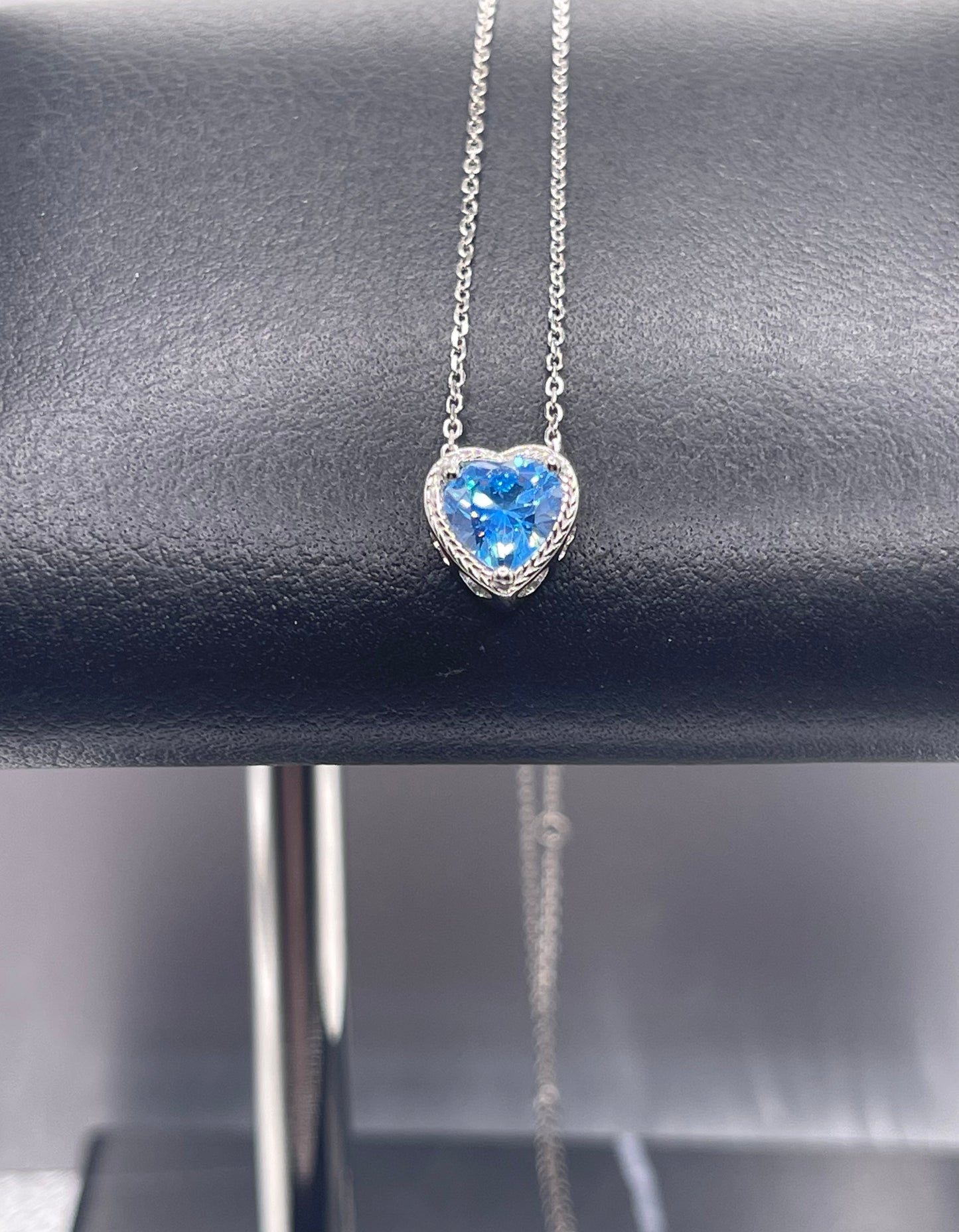 925 Sterling Silver Bling Heart Shaped Pendant Chain Necklace Blue
