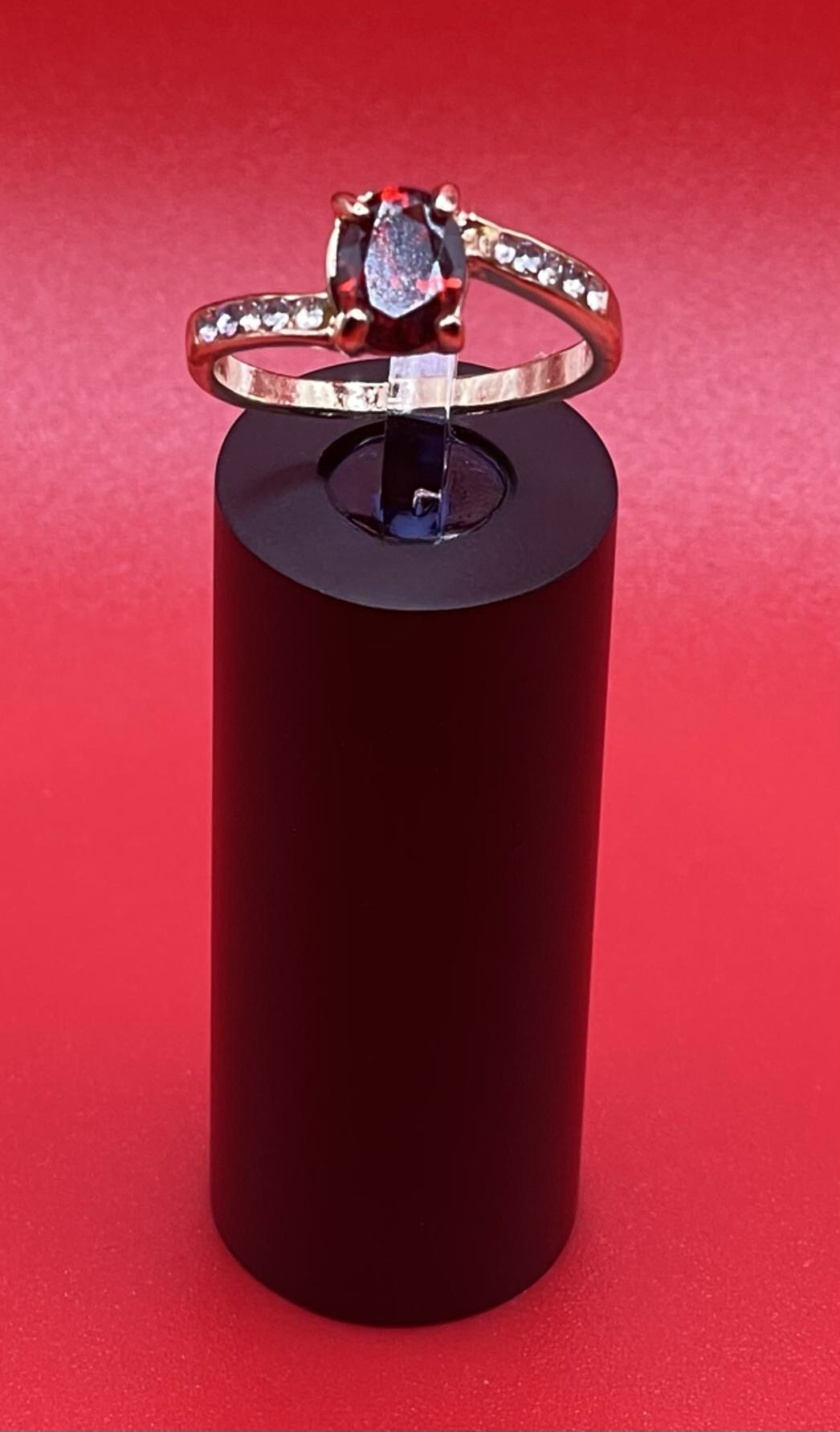 Crystal Cubic Zirconia Rings For Women In Garnet