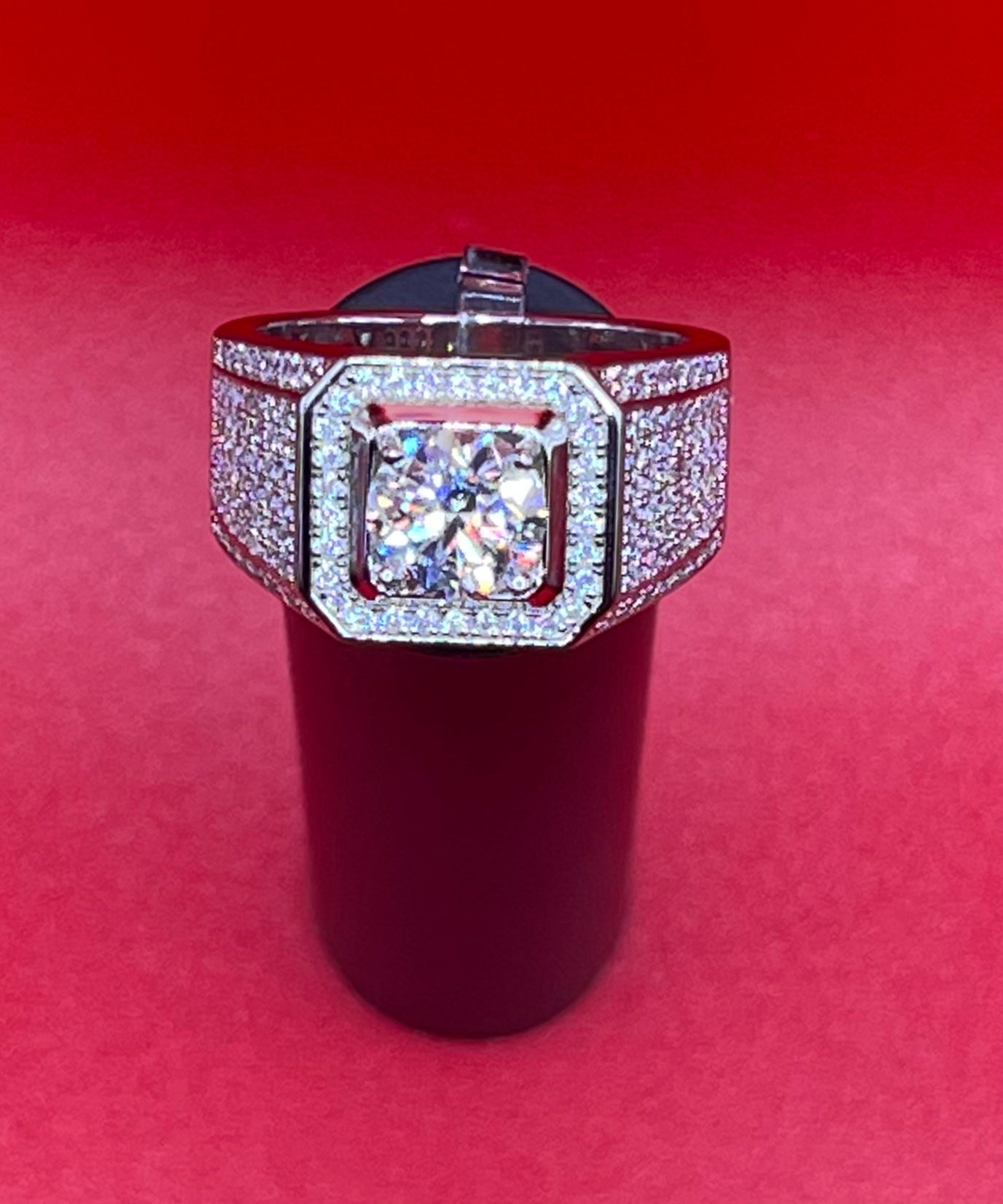 Men’s Ring In 2 Carat White Moissanite 925 Sterling Silver