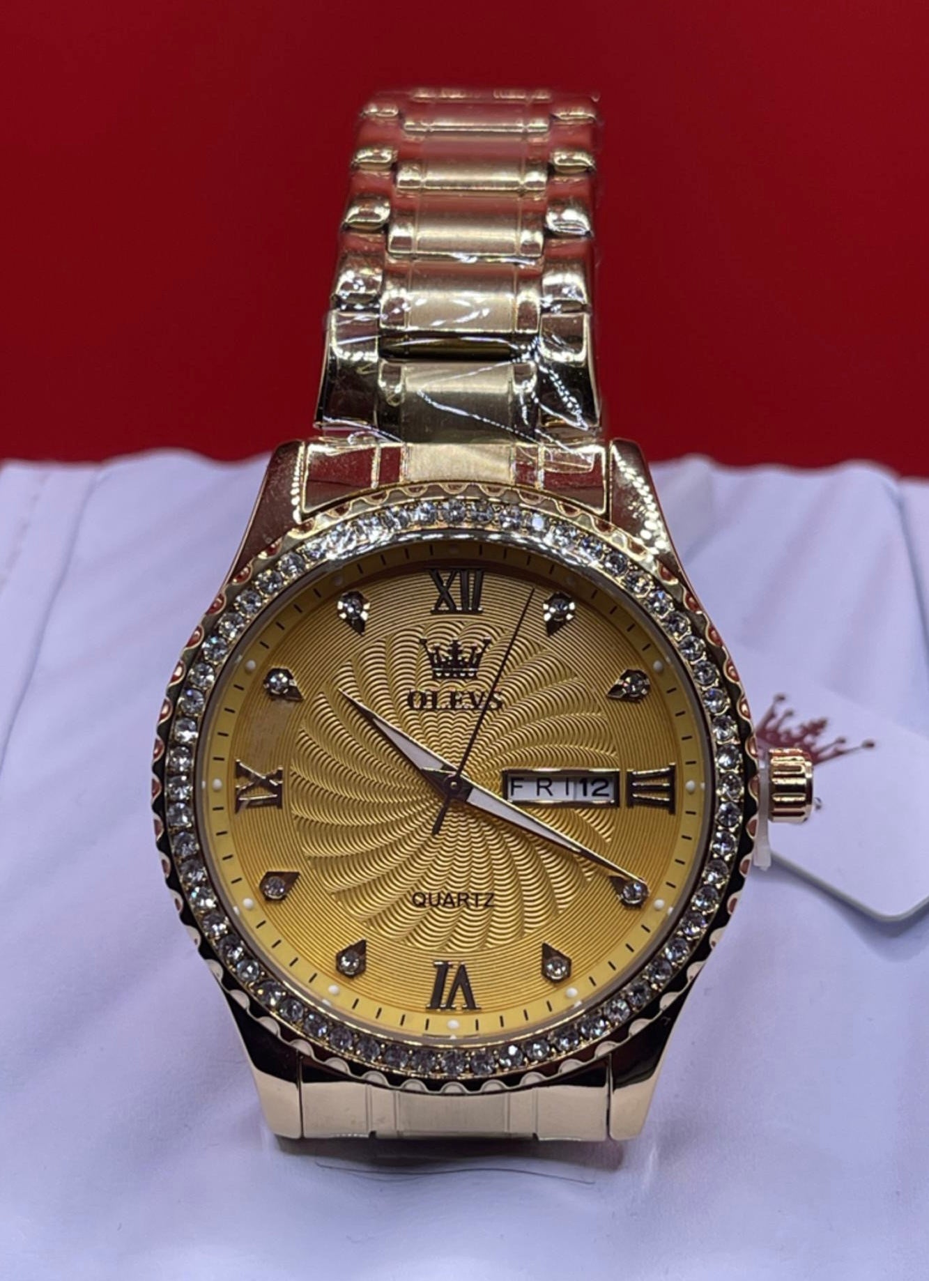 Stainless Steel Water Proof Quartz Watch For Men In Gold