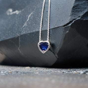 925 Sterling Silver Bling Heart Shaped Pendant Chain Necklace Sapphire